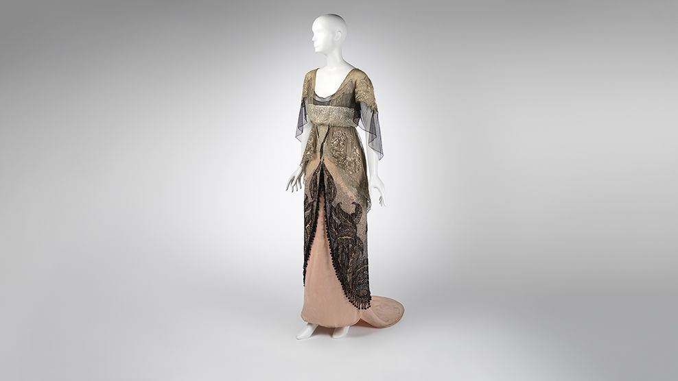 Maison Margaine-Lacroix (French, active 1889-1929). Evening Dress, ca. 1913. Silk, metal, gelatin. Gift of Sandy Schreier, in celebration of the Museum’s 150th Anniversary, 2019 (2019.454.2)