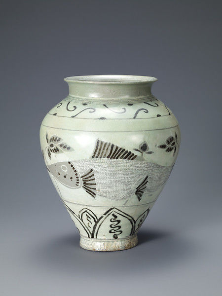 Jar with Decoration of Fish and Lotuses