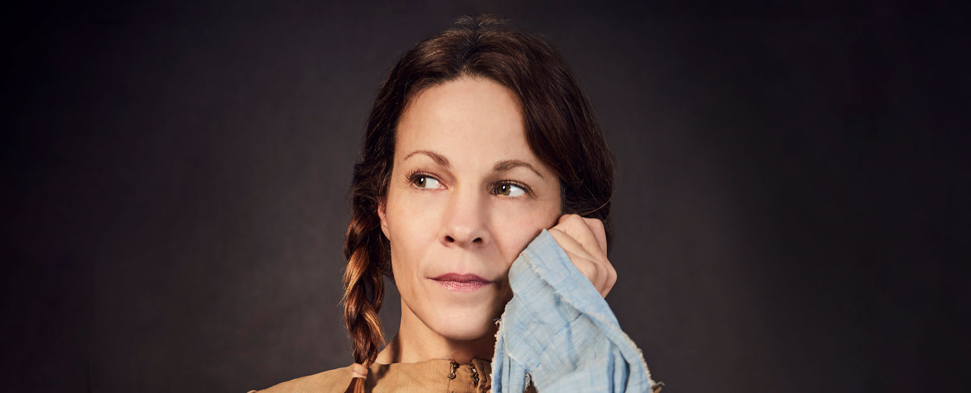 Honor, an Artist Lecture by Suzanne BocanegraStarring Lili Taylor ...