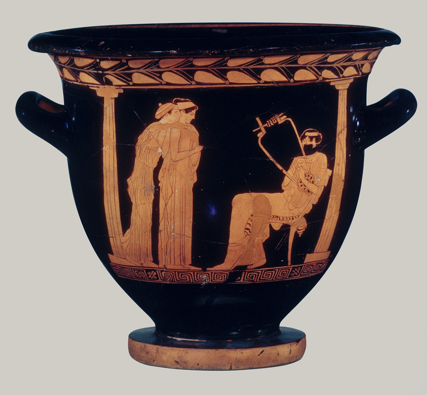 Classical greek art essay