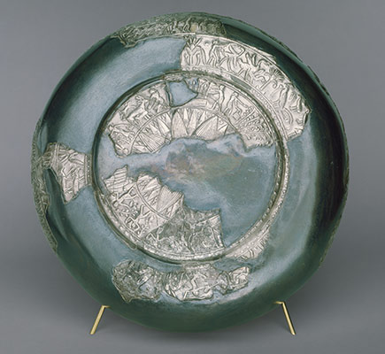 Bowl decorated with marsh scenes