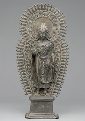 Standing Buddha with Radiate Combined Halo