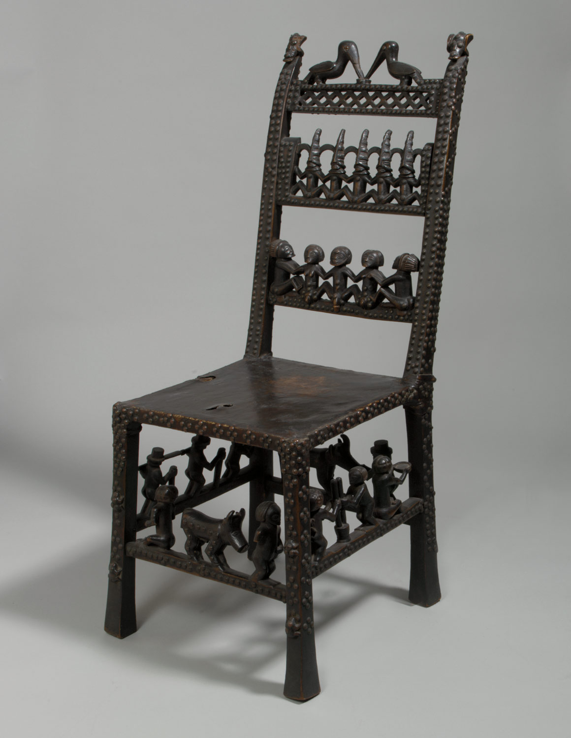 Chair: Rungs with Figurative Scenes (Ngundja)
