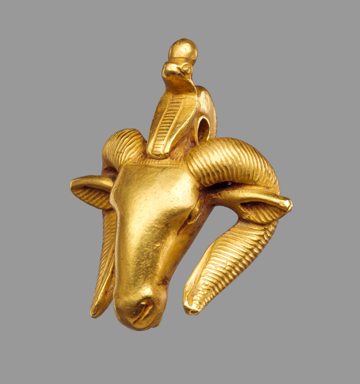 Rams-head amulet
