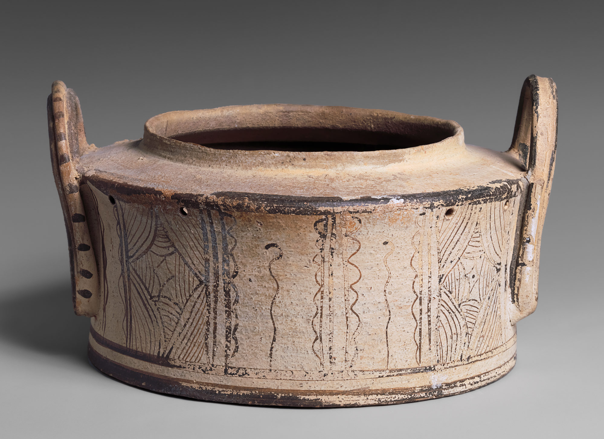 Terracotta pyxis (cylindrical box)