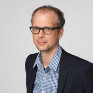 Headshot of Christopher Mazza