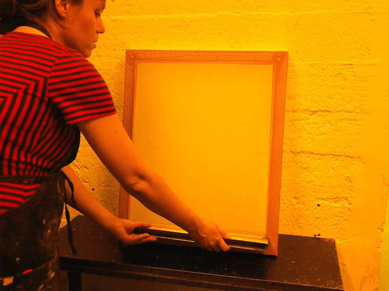 Animated image of photo emulsion being applied to a screenprinting screen