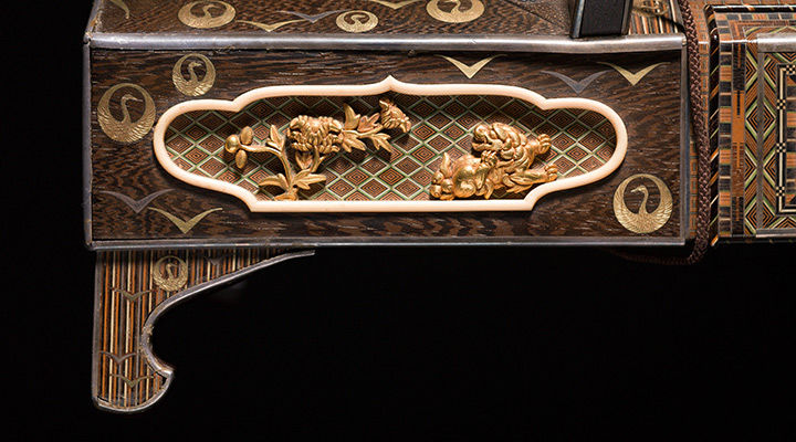 Close-up of the marquetry details in The Met's Pipa (2007.194a–f).