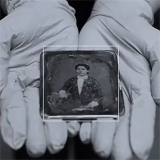 Detail of a electron micrscope photo of a daguerreotype