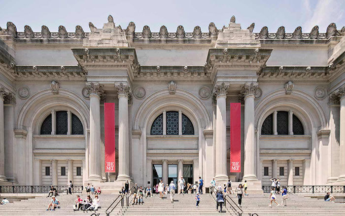 https://www.metmuseum.org/-/media/images/about-the-met/new-landing-page/atm_teaser_700x440.jpg?h=440&iar=0&mw=840&w=700&sc_lang=en&hash=DF6B5B298EDEF077C9971A7F2E37EB2B