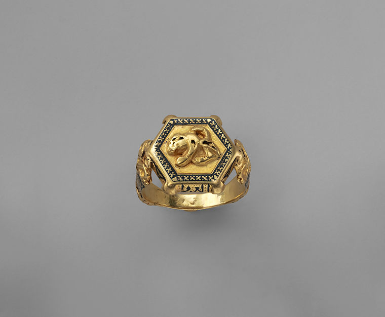 A ring with a seated lion from 12th century Iran