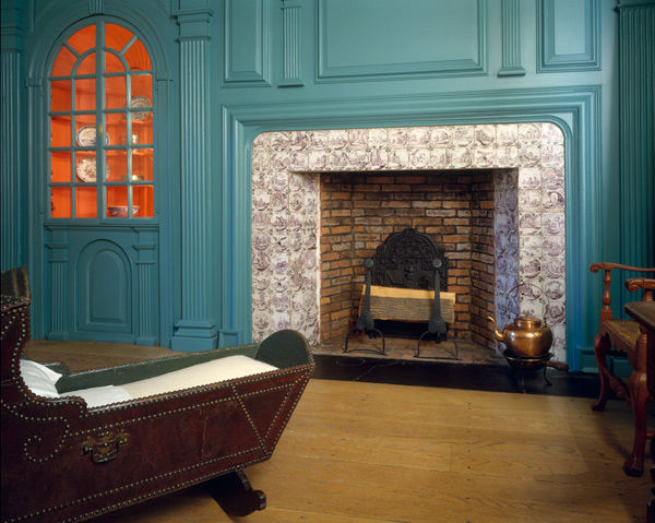 Fireplace wall paneling from the John Hewlett House | 10.183