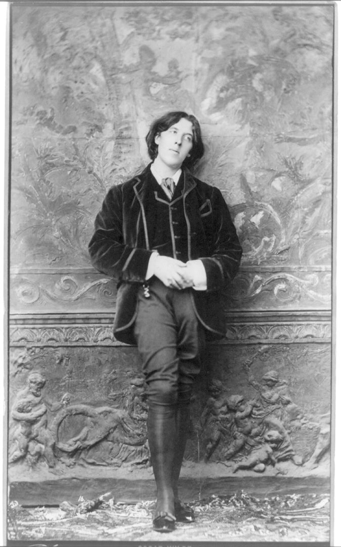 Photograph of Oscar Wilde by Napoleon Sarony