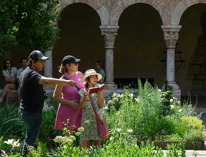 tour guide gallery