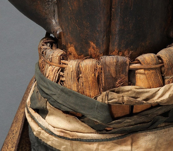 Detail of skirt