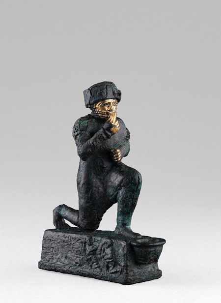 Kneeling worshipper