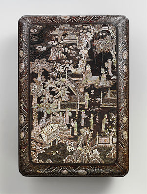 Rectangular box with "Peach Blossom Grotto"