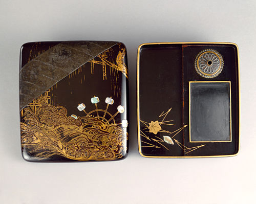 Writing box with design of Uji