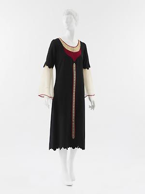 "Bouclier" Day Dress
