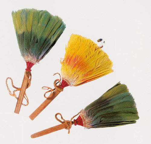 Three Plumes