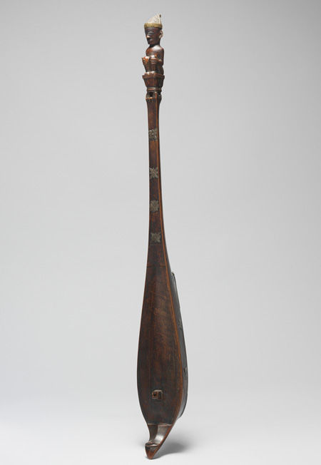 Lute (<i>Hasapi</i>)