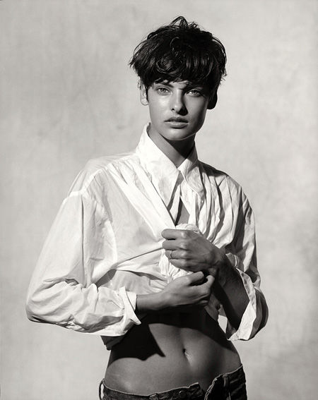 Linda Evangelista in Guess (American, founded 1981) and Virginia