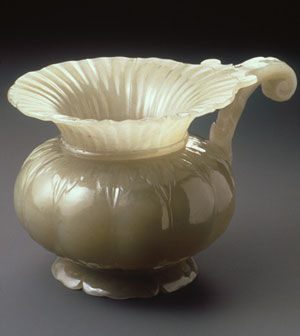 Spittoon