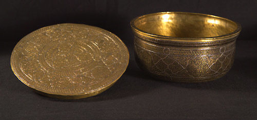 Box with lid