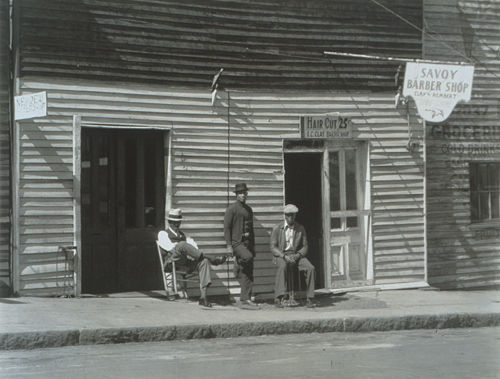 [Street Scene, Vicksburg, Mississippi]