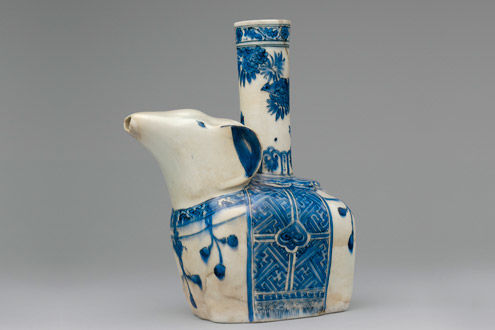 Elephant-shaped drinking vessel (kendi)