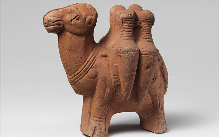 Figurine of a camel carrying transport amphorae