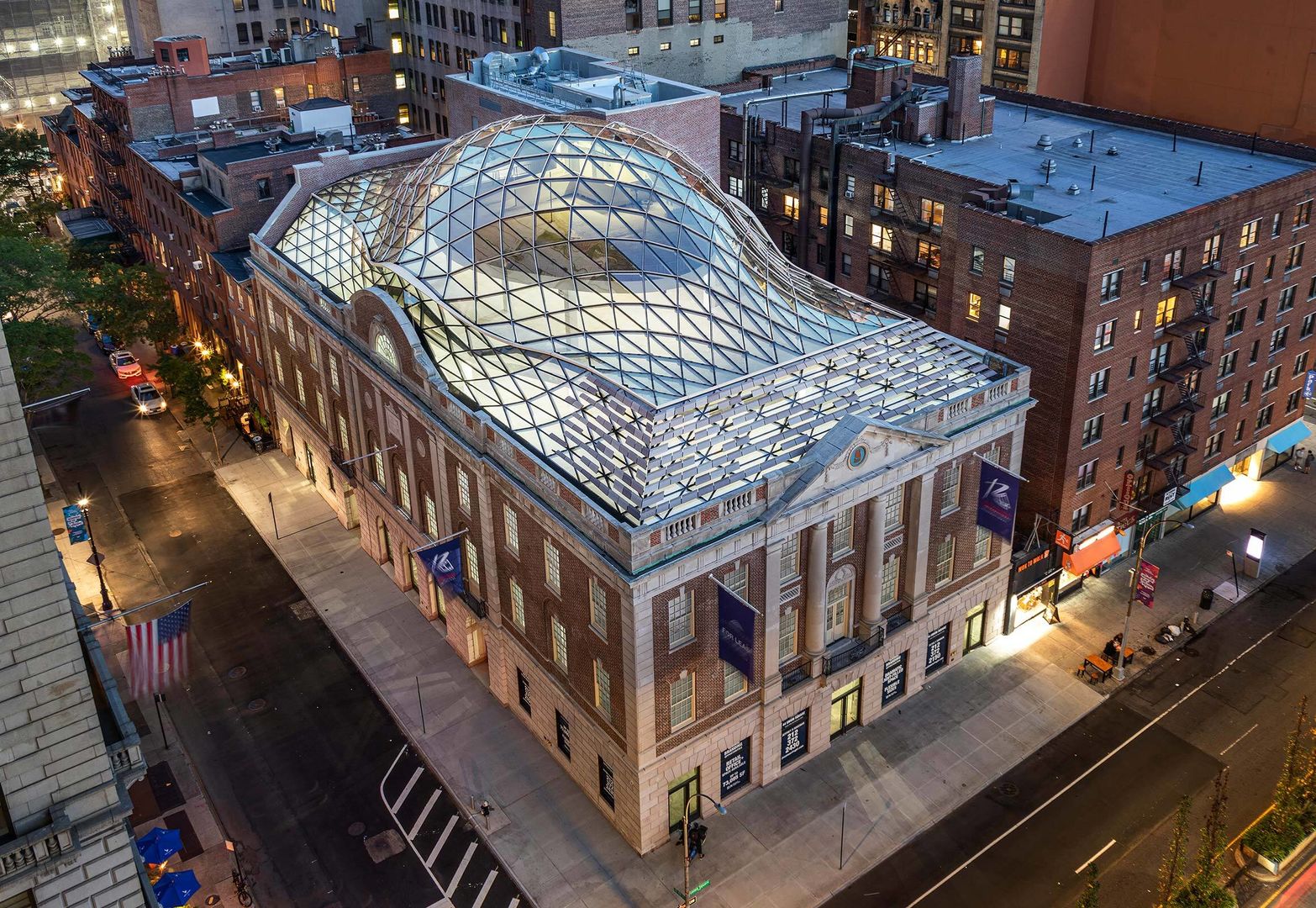 A photo of Tammany Hall showing its turtleshell dome