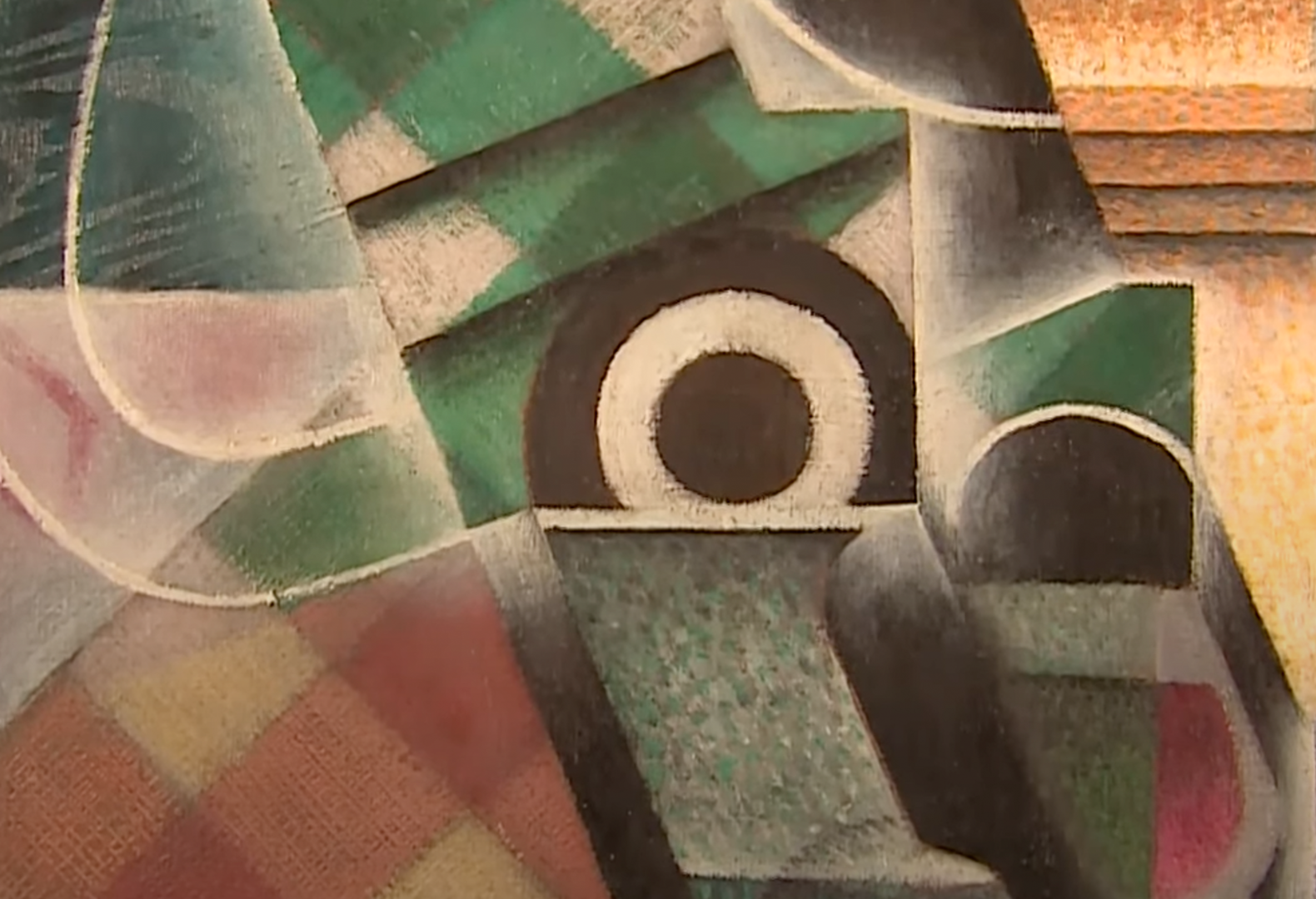 Center eye of the green checkered tablecloth bull in 