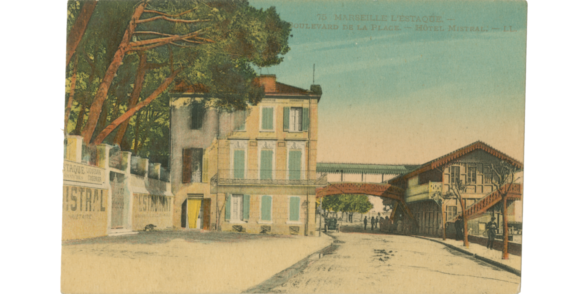 Drawn postcard of the Hôtel Mistral on a quiet street with many trees and and clear skies