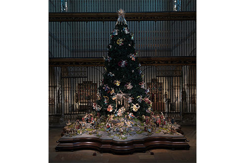 the holiday season comes alive at the metthrough performances, events, and special displays the metropolitan museum of art the holiday season comes