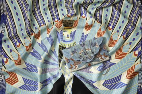 The met shop store scarves