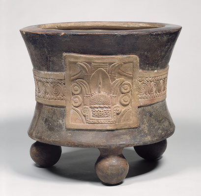 Tripod Vessel with Date Glyph