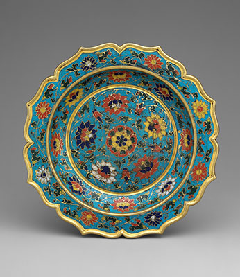 Dish with scalloped rim