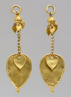 Earring (One of a Pair)