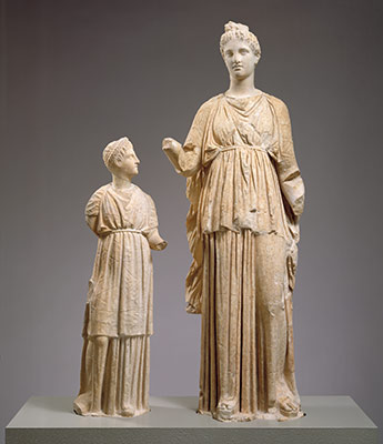 The Chiton, Peplos, and Himation in Modern Dress | Essay | Heilbrunn ...