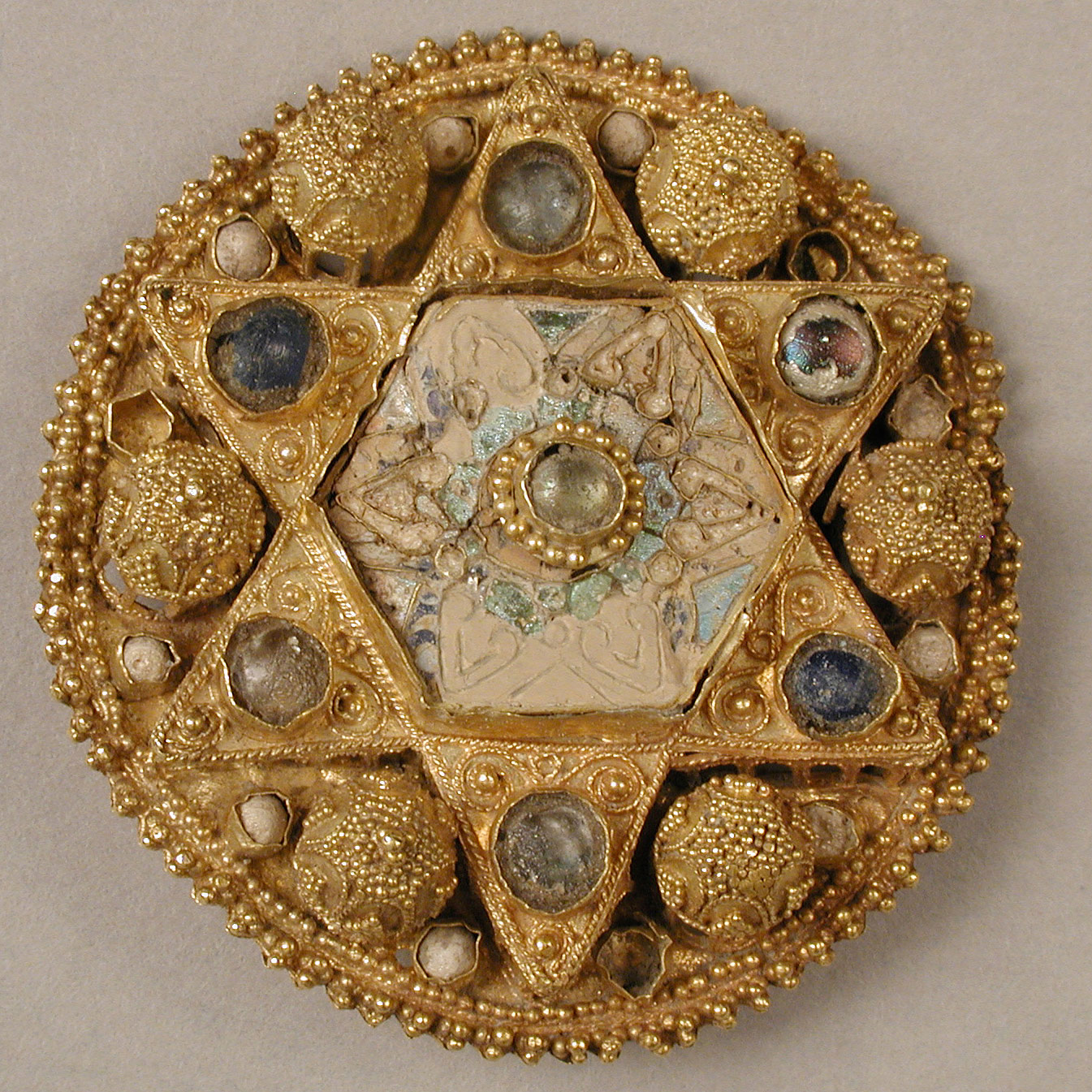 Brooch