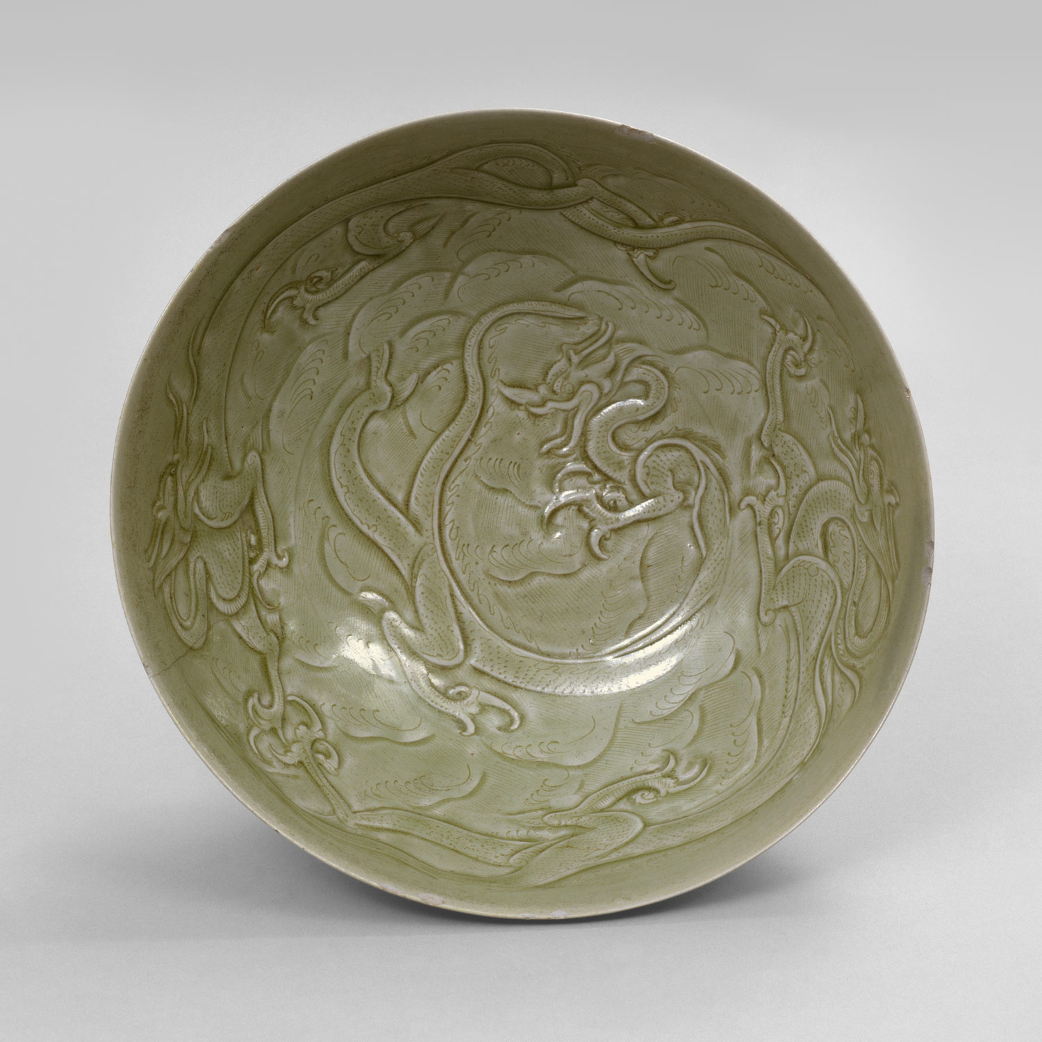 Bowl with Dragons among Waves