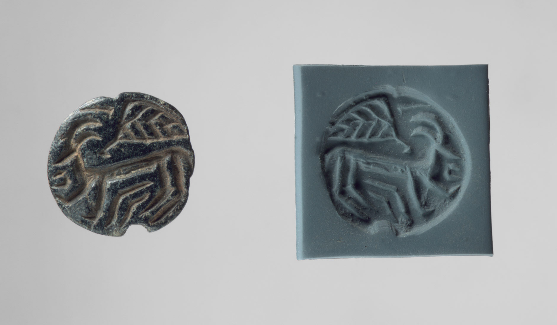 Stamp seal and modern impression: horned animal and bird