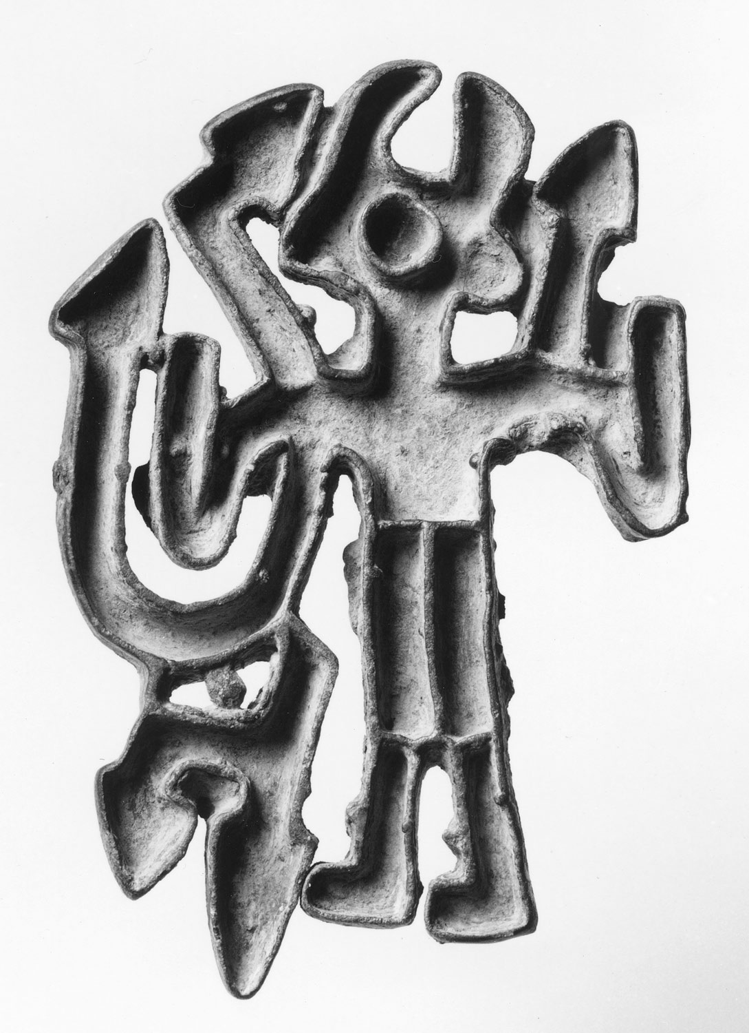 Openwork stamp seal: figure holding snakes