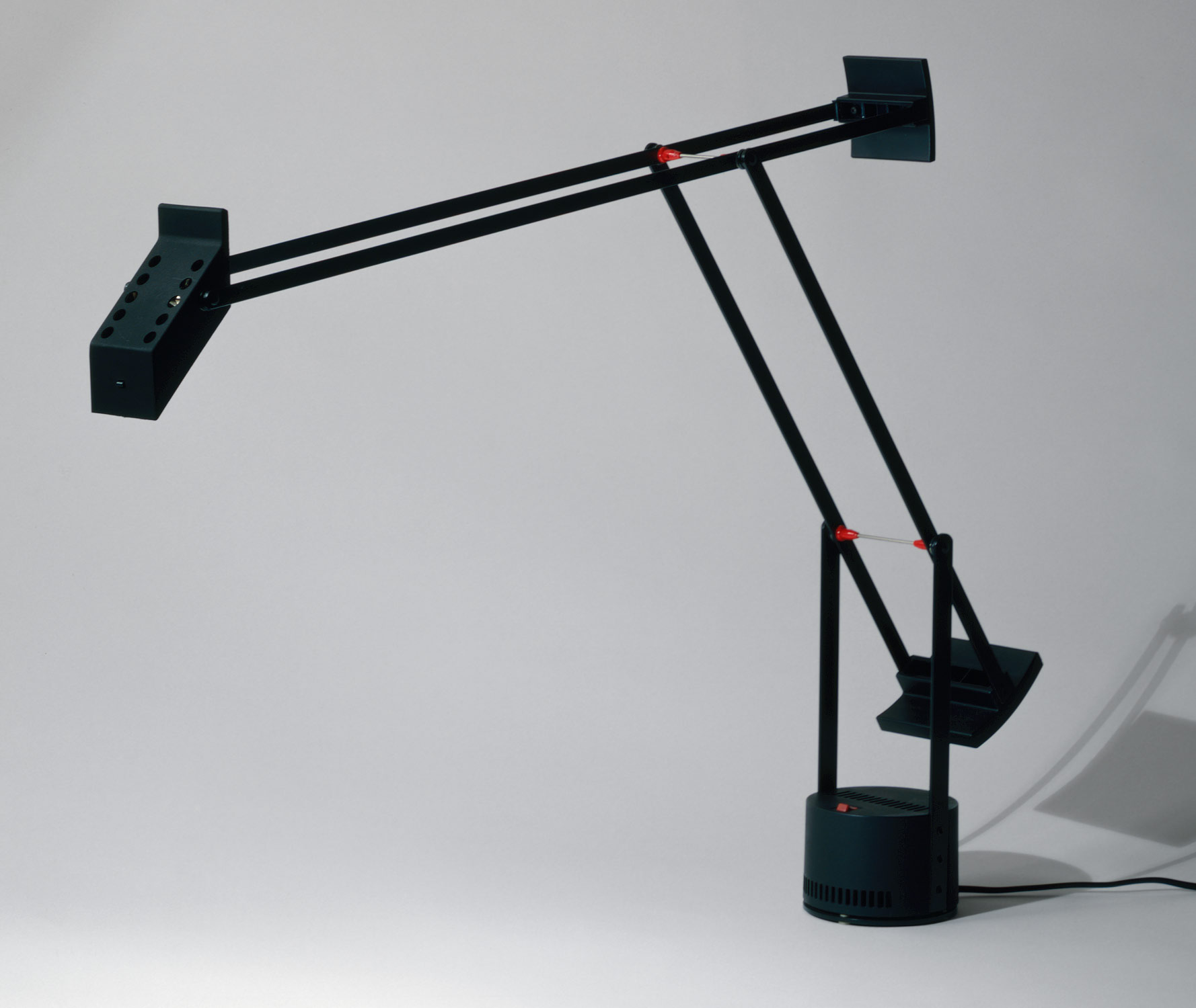 "Tizio" Table Lamp Richard Sapper 1988 236 10 Work Of Art