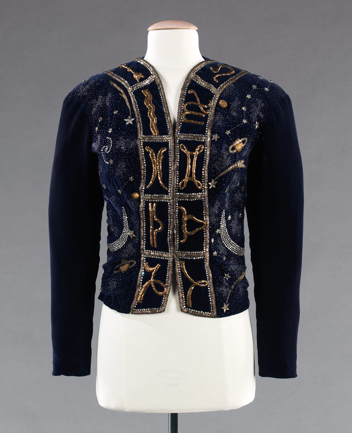 elsa schiaparelli 1890 1973 essay heilbrunn timeline elsa schiaparelli designs