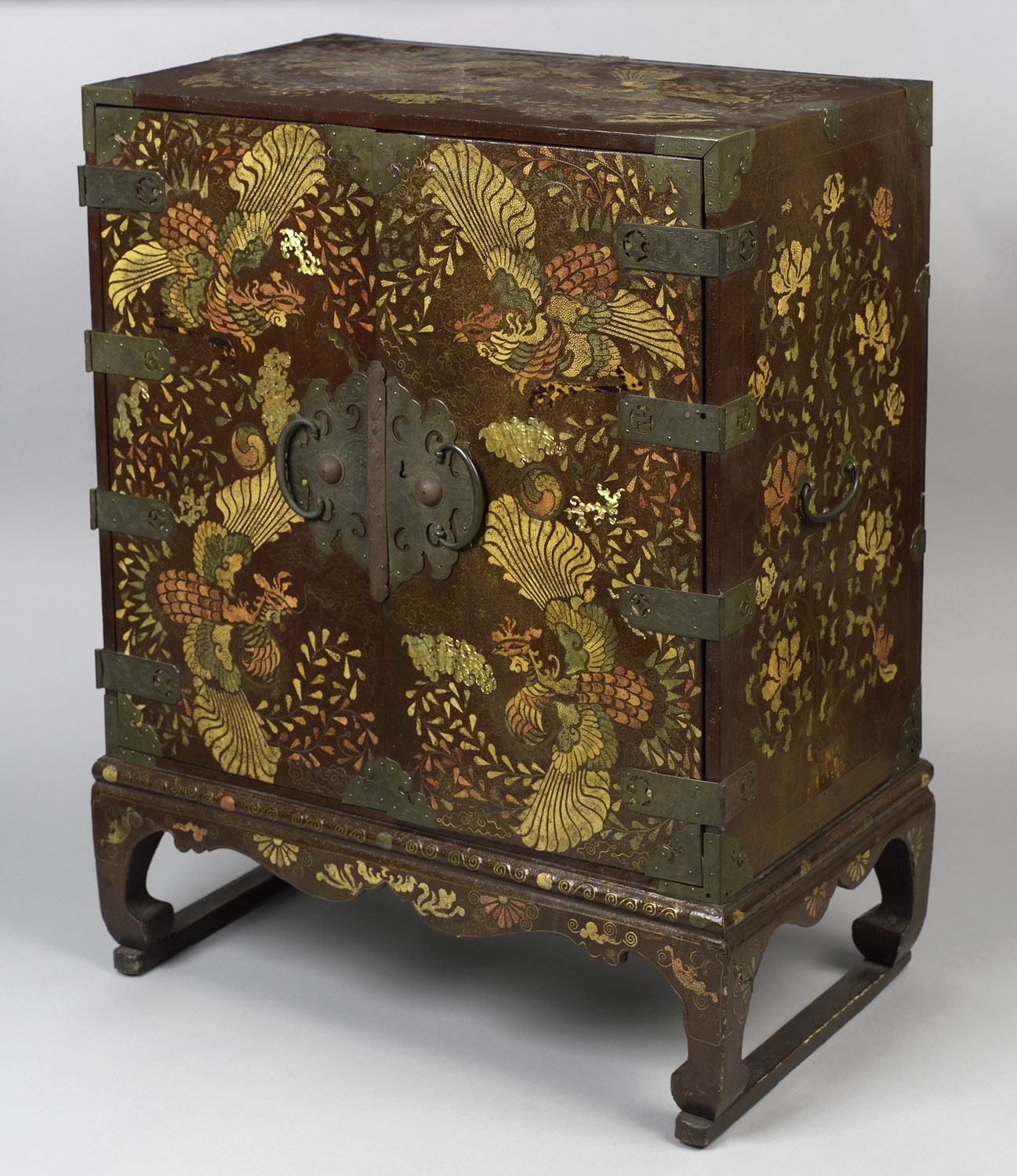 Lacquerware Of East Asia Essay Heilbrunn Timeline Art History Chest